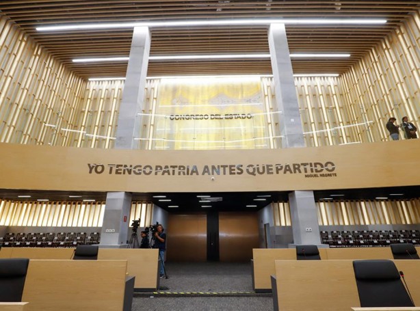 Aprueban la llamada ley censura en Puebla; insultos en redes se castigarían hasta con 3 años de prisión