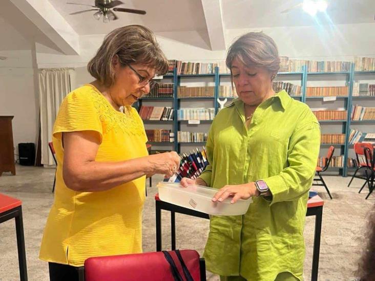 Socias de la Mesa Redonda Panamericana de Coatepec eligen nueva directiva