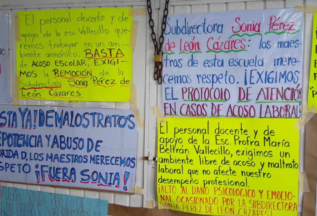 Protestan maestros en escuela primaria de Lomas del Río Medio 3, en Veracruz
