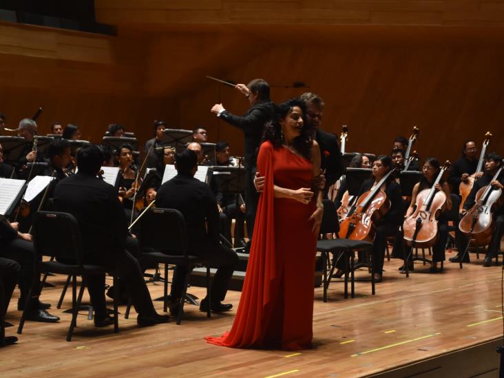 La Orquesta Filarmónica de Boca del Río bajo la dirección de Diego Naser lleva a cabo su Programa X