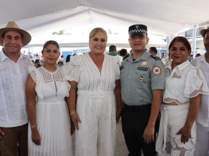 Disfrutan del Arroz a la Tumbada 2025 en Alvarado