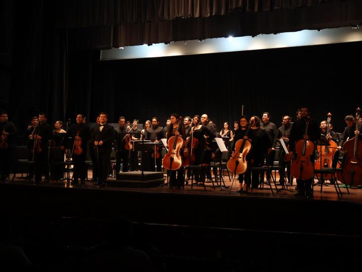 La Orquesta Filarmónica de Boca del Río se presenta en el Teatro Clavijero