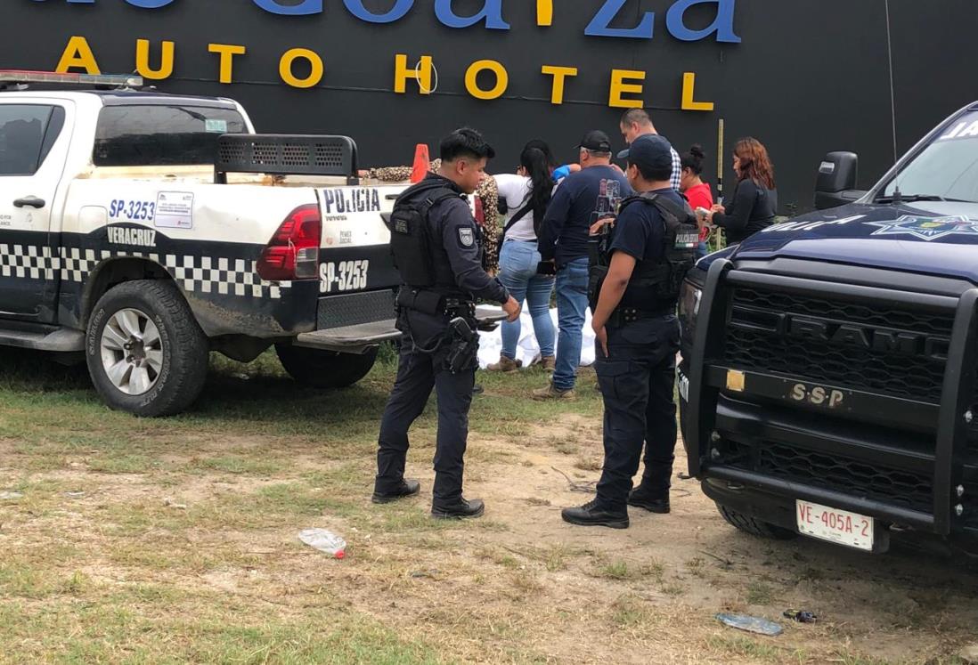 Encuentran restos humanos abandonados en carretera Coatzacoalcos-Villahermosa