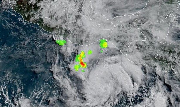 PC de Boca del Río mantiene vigilancia sobre tormenta tropical Erick | VIDEO