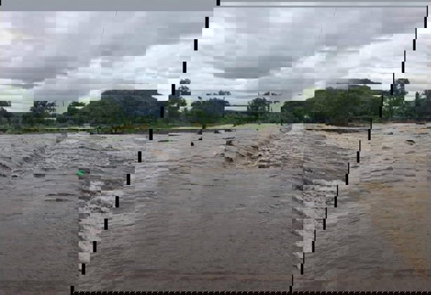 Por lluvias crece el río Actopan; el agua está cerrando caminos entre comunidades