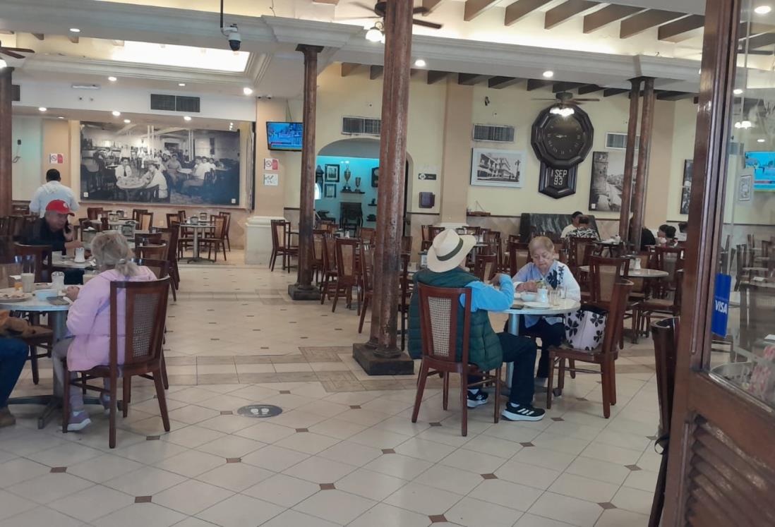 Restaurantes del centro de Veracruz reportan bajas ventas; prevén recorte de personal