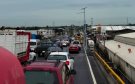 Lluvias generan caos vial en avenidas y calles de Veracruz por encharcamientos