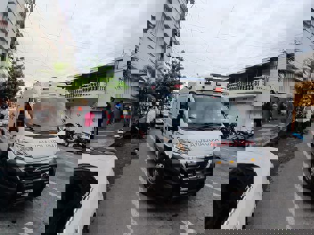 Taxista arrastra a mujer embarazada en Veracruz