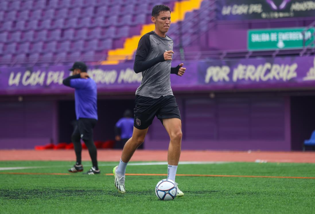 Se prepara Racing de Veracruz aun con lluvia