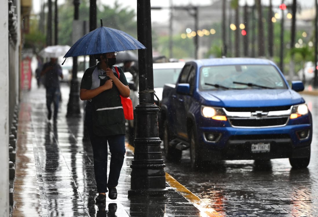 Lluvias en Veracruz se extenderán por más días, alerta Protección Civil