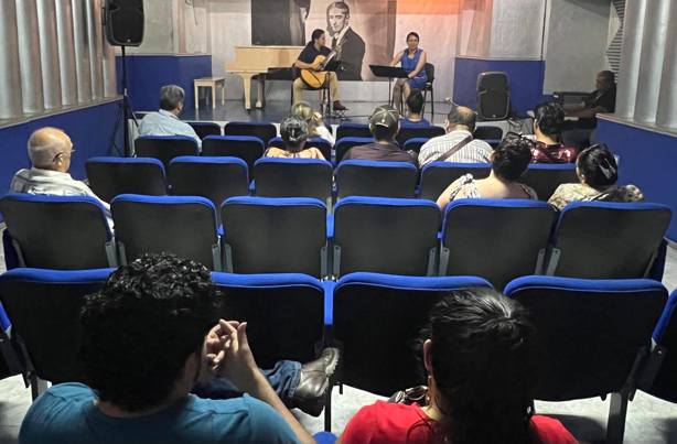 Araceli Arroyo y Enrique González interpretan música de cámara en la Casita Blanca
