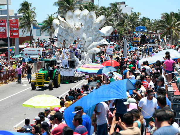 Carnaval de Veracruz 2025: estos son los horarios de los paseos por el bulevar Ávila Camacho