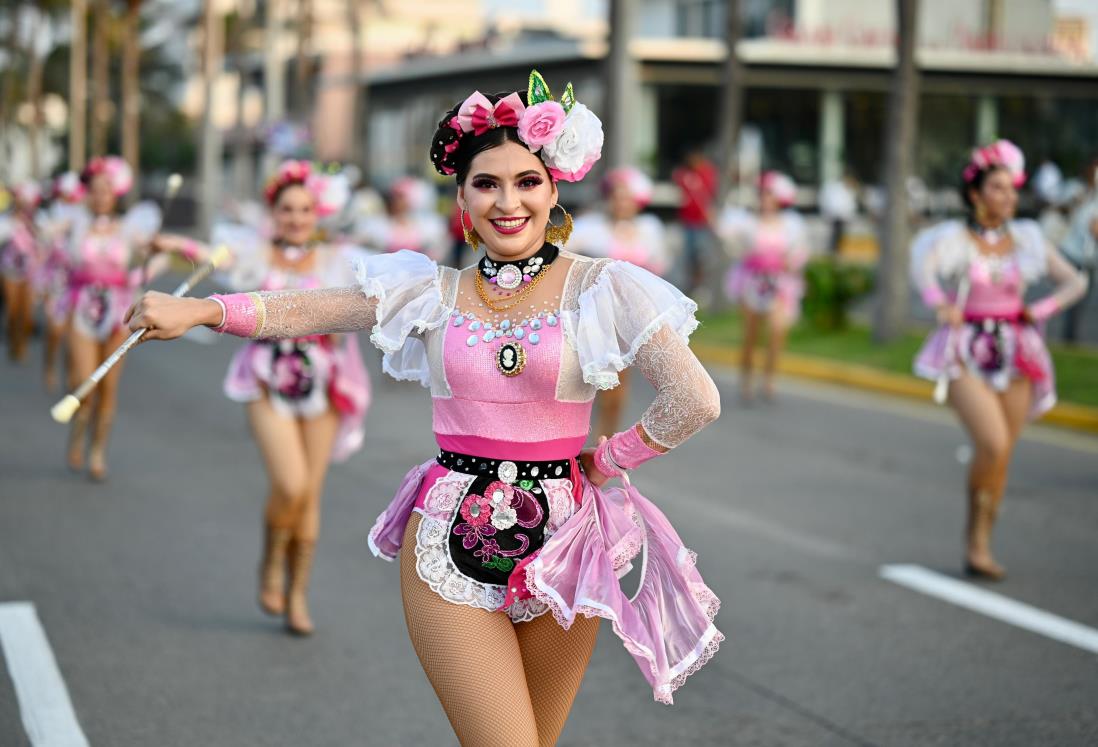 Alistan "Plan B" en caso de lluvias durante días de Carnaval de Veracruz 2025