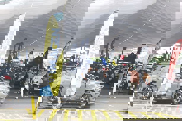 AMDA realiza Feria Automotriz en Boca del Río | VIDEO