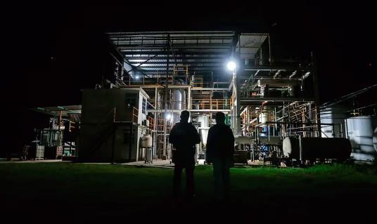 Empresa fachada, detrás de la minirrefinería en Veracruz