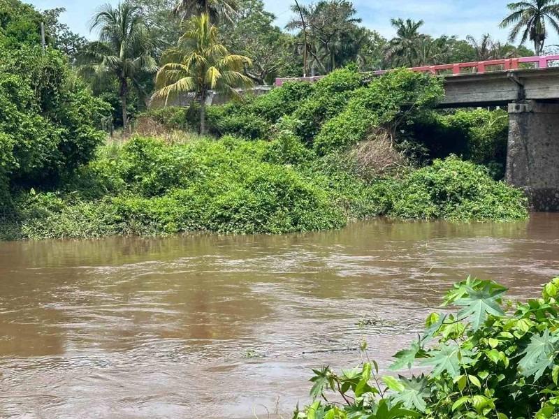 Desciende nivel de río Jamapa tras desbordarse a la altura de El Tejar