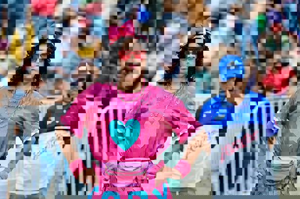 Con éxito realizan el tradicional partido Solteras contra Casadas del Carnaval de Veracruz 2025