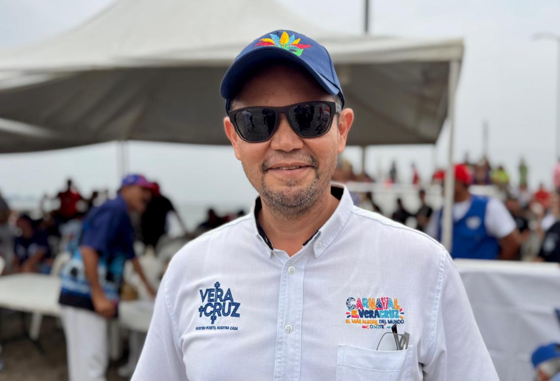 Instalación de gradas para el Carnaval casi lista en Veracruz; falta Boca del Río: Comité