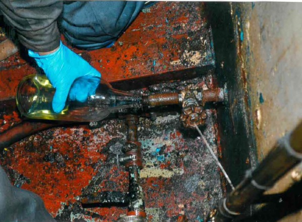 FGR logra sentencia de 8 años por posesión ilegal de combustible en muelle de Alvarado