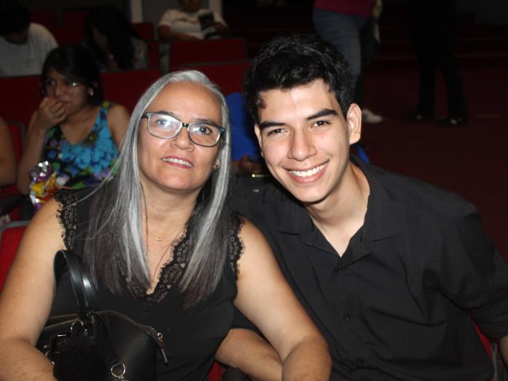 Presentan ´El Increíble Castillo Vagabundo´ con orquesta en vivo en el Teatro de la Reforma