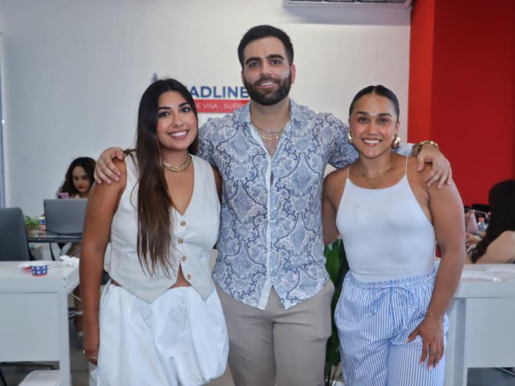 Headline Visas, Corporativo de viajes UVAC, Crivelli Studio Arquitectura y oriGnes Veracruz celebran apertura de sus nuevas oficinasen Plaza Río Veracruz