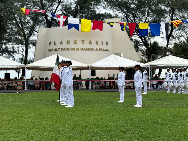 Se gradúan 68 alumnos de la Generación 2021-2025 de la Escuela Náutica Mercante en Veracruz