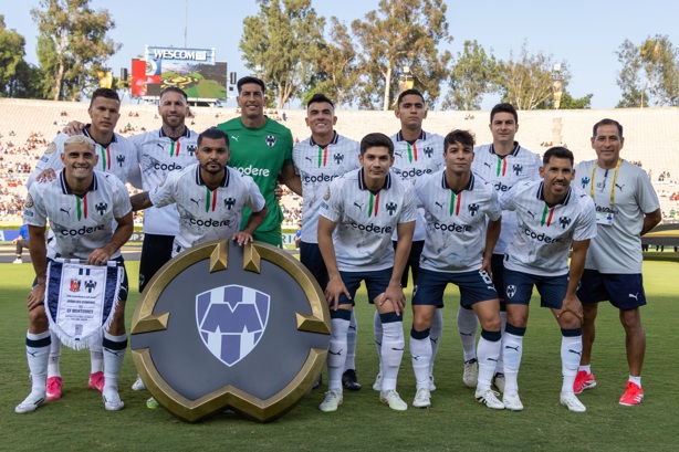 ¡Monterrey da la cara por el futbol mexicano!